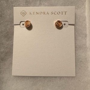 KENDRA SCOTT
Dira 14K Rose Goldplated Dira Coin Stud Earrings